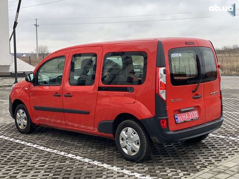 Renault Kangoo 2019 - фото 11