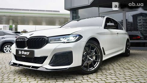 BMW 5 серия 2017 - фото 8