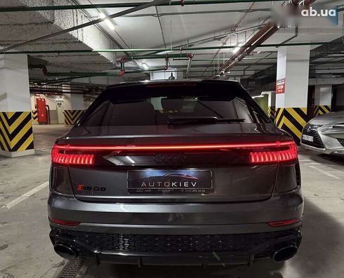 Audi RS Q8 2020 - фото 13