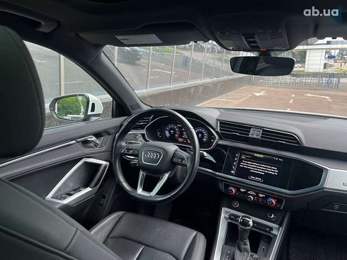 Audi Q3 2021 - фото 10
