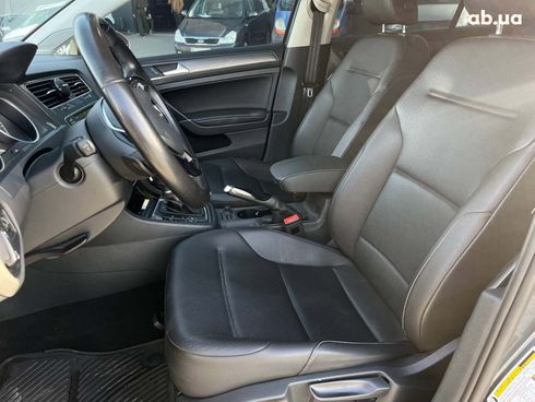 Volkswagen Golf 2017 серый - фото 45