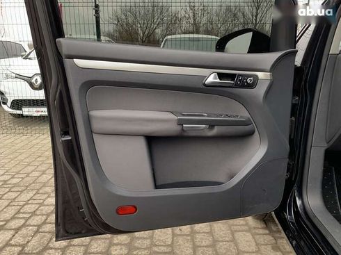 Volkswagen Touran 2011 - фото 23