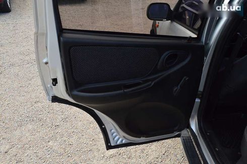 Chevrolet Niva 2007 - фото 10