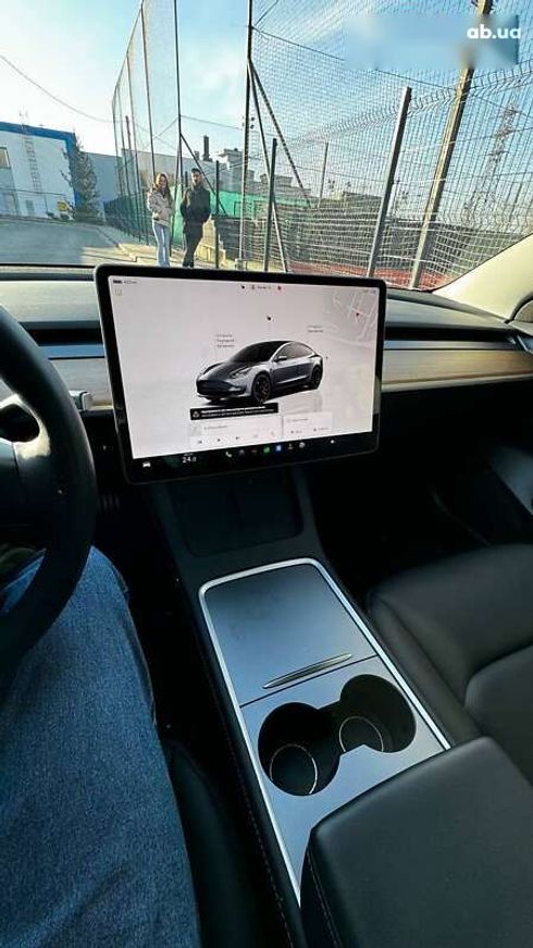 Tesla Model 3 2023 - фото 12