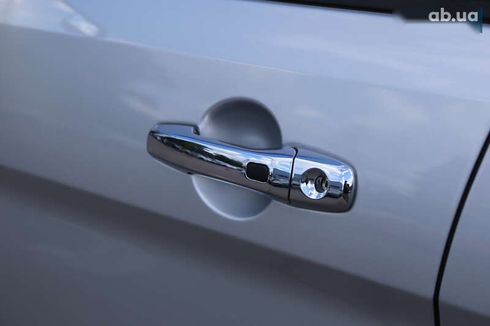 Ford Explorer 2017 - фото 30