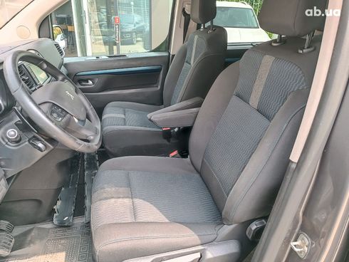 Peugeot Traveller 2019 серый - фото 25