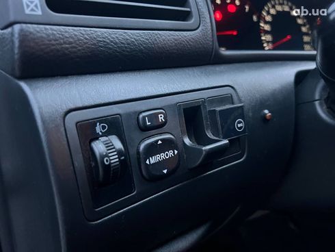 Toyota Corolla 2002 серый - фото 20