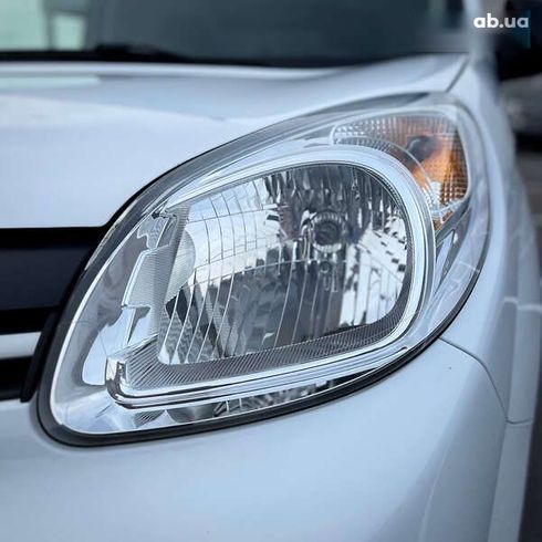 Renault Kangoo 2019 - фото 10