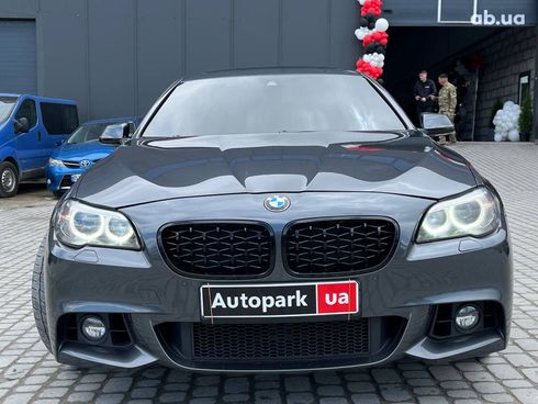 BMW 5 серия 2016 серый - фото 3