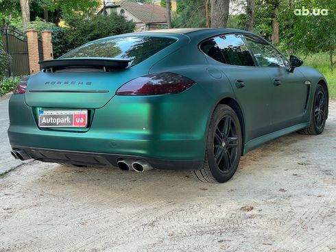 Porsche Panamera 2010 зеленый - фото 9