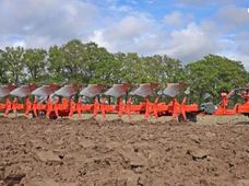 Продажа спецтехніку у Київській області - купити на Автобазарі