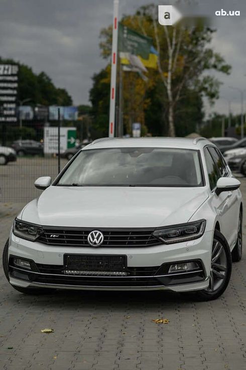 Volkswagen Passat 2018 - фото 2