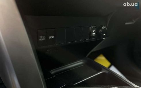 Toyota RAV4 2018 - фото 14