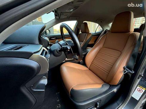 Lexus IS 2013 - фото 19