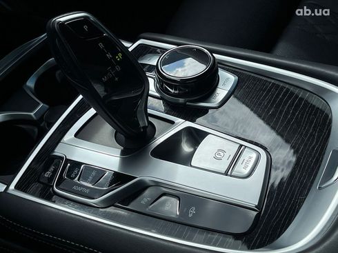 BMW 7 серия 2017 - фото 9