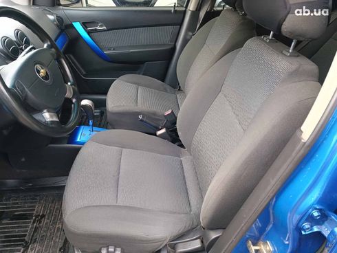 Chevrolet Aveo 2007 синий - фото 20