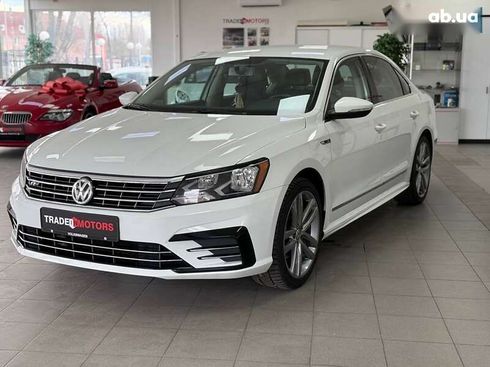 Volkswagen Passat 2017 - фото 4