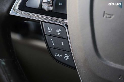 Lincoln Navigator 2018 - фото 26