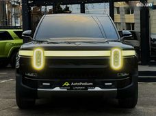 Продаж вживаних Rivian R1T 2023 року - купити на Автобазарі