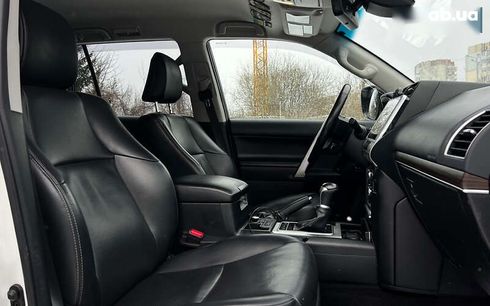Toyota Land Cruiser Prado 2020 - фото 22