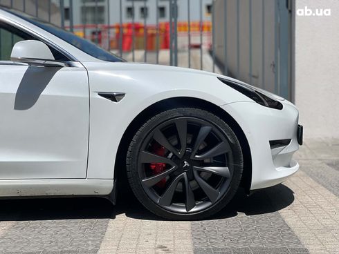 Tesla Model 3 2020 белый - фото 15