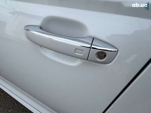 Audi A6 2015 - фото 11
