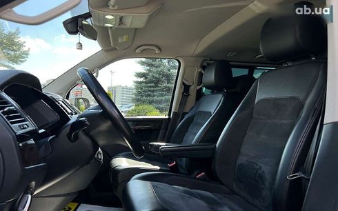 Volkswagen Multivan 2017 - фото 21