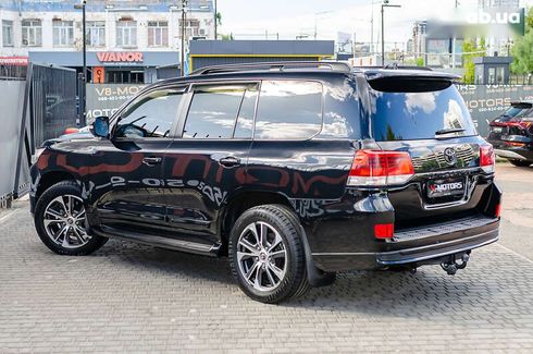 Toyota Land Cruiser 2020 - фото 7