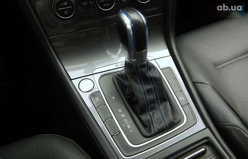 Volkswagen e-Golf 2015 - фото 16