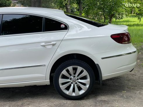 Volkswagen Passat CC 2013 белый - фото 10