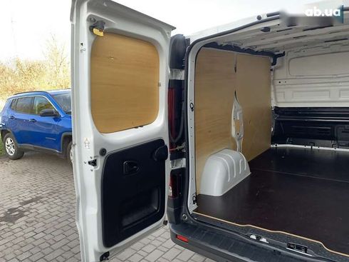 Renault Trafic 2021 - фото 29
