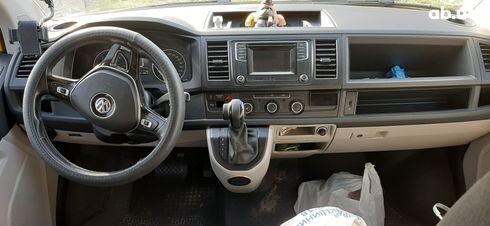 Volkswagen Transporter 2016 желтый - фото 9