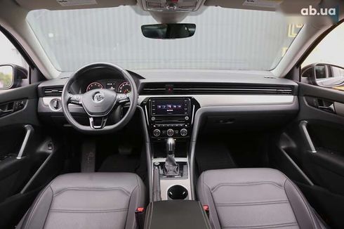 Volkswagen Passat 2021 - фото 14