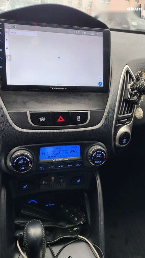 Hyundai Tucson 2011 - фото 11