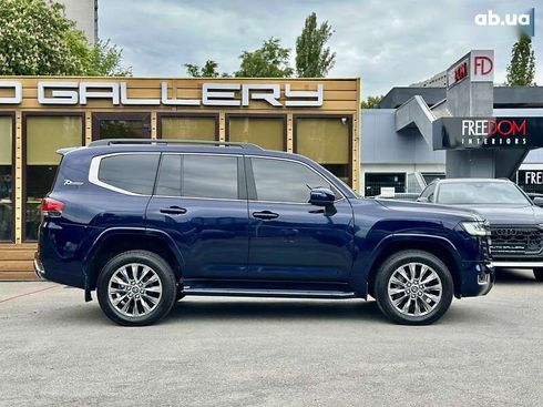 Toyota Land Cruiser 2021 - фото 9