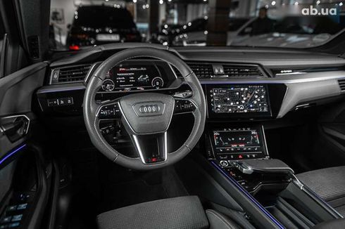 Audi Q8 e-tron 2023 - фото 18