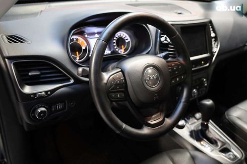 Jeep Cherokee 2019 - фото 25