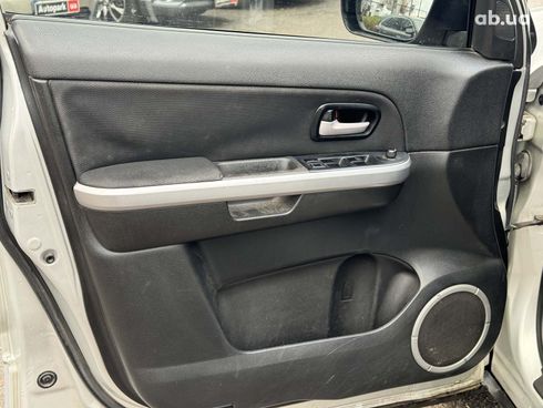 Suzuki Grand Vitara 2005 серый - фото 13
