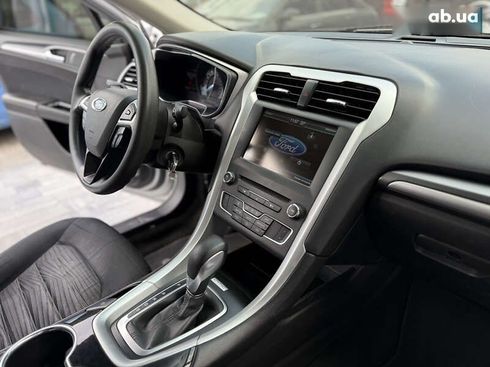 Ford Fusion 2016 - фото 24