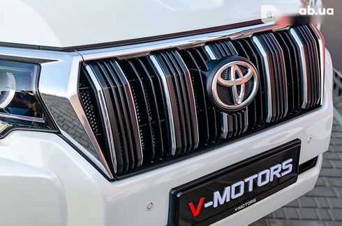 Toyota Land Cruiser Prado 2020 - фото 13