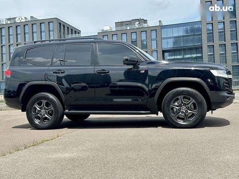 Toyota Land Cruiser 2022 - фото 15