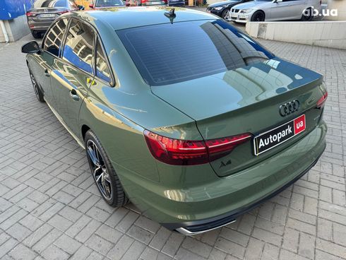 Audi A4 2023 зеленый - фото 8