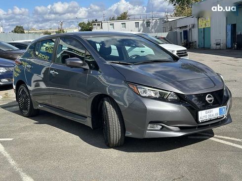 Nissan Leaf 2024 - фото 4