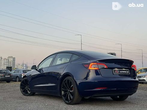 Tesla Model 3 2018 - фото 10