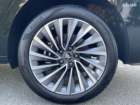 Skoda Superb 2025 - фото 12