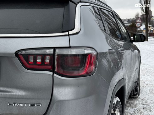 Jeep Compass 2020 серый - фото 16