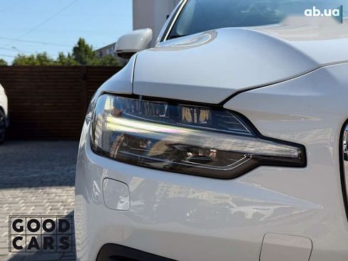 Volvo S60 2020 - фото 14