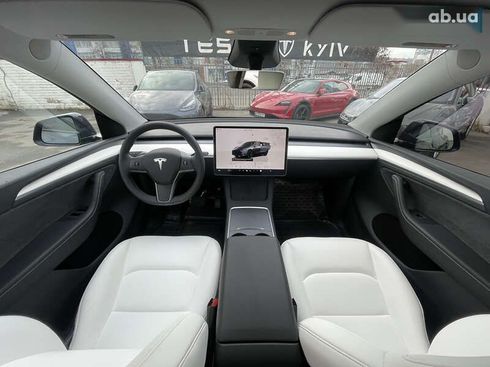 Tesla Model Y 2024 - фото 21