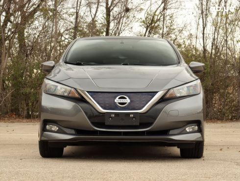 Nissan Leaf 2019 серый - фото 2