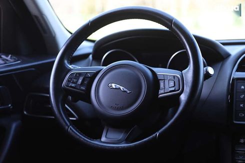 Jaguar F-Pace 2016 - фото 12